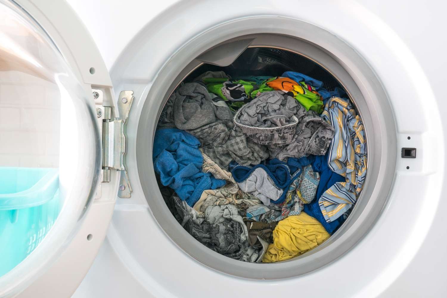 How Do You Know If Washing Machine Is Overloaded?